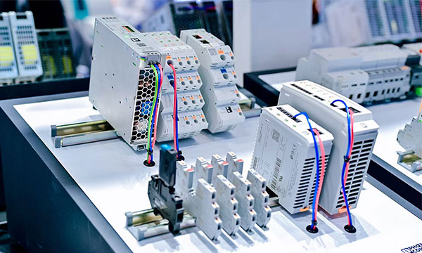 连接技术，自动化方案集成商，工业控制技术