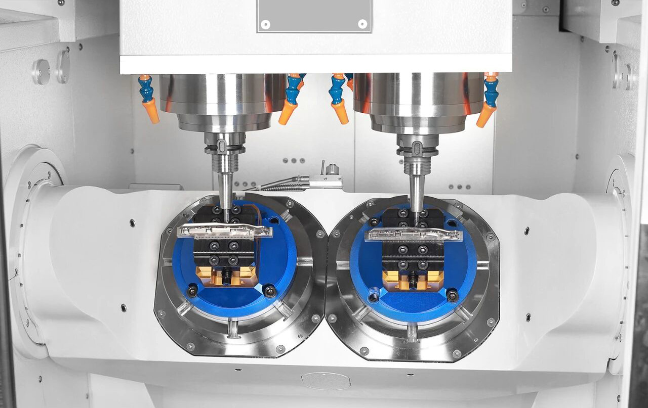 北京精雕：钛合金接骨板精密加工