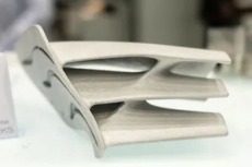 3D打印的空气动力学赛车翼子板.png