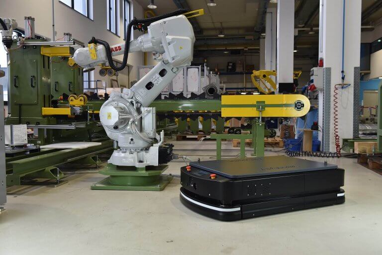 AGV_-_Automated_Guided_Vehicle-768x513.jpg